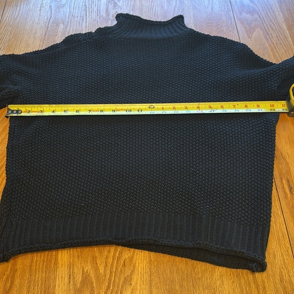 Sweater NWOT - Picture 4 of 4